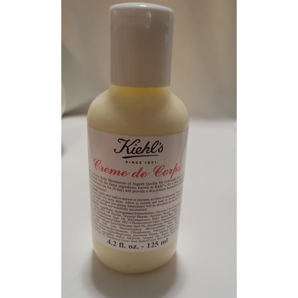 Kiehls mighty Moisture Essentials - Picture 7 of 16
